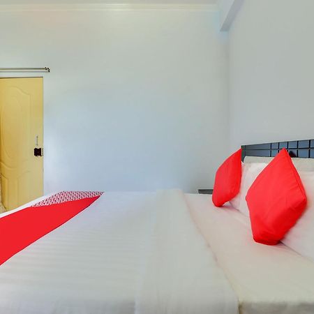Hotel O Vgs Chinhat Extérieur photo