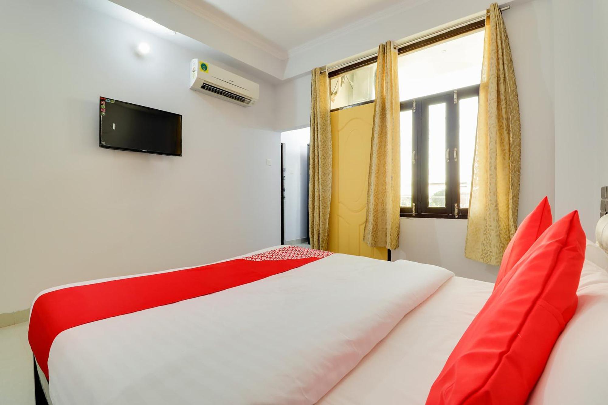Hotel O Vgs Chinhat Extérieur photo